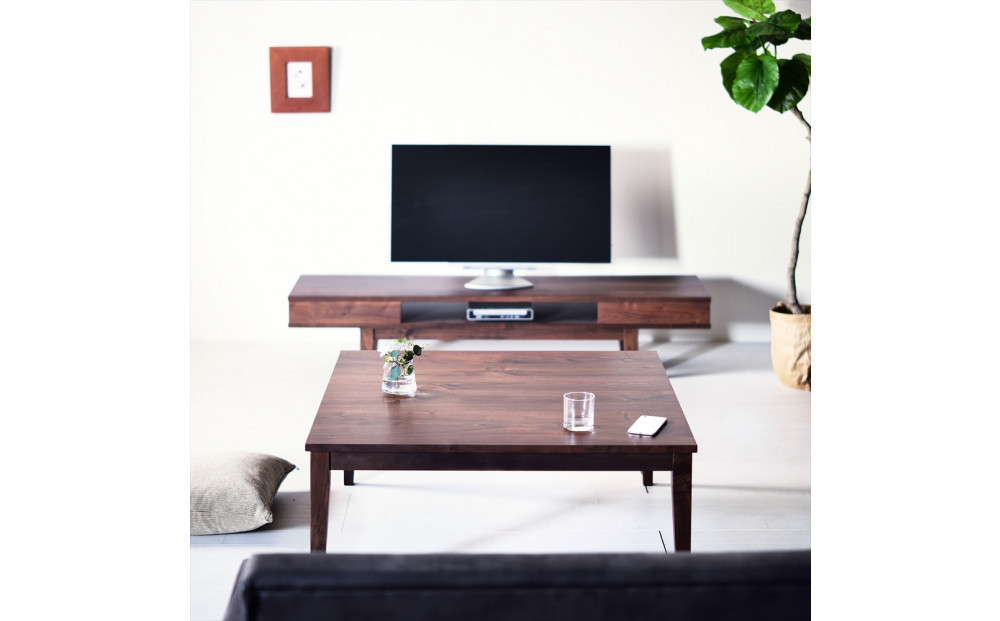 【シンプルモダンな家具のお部屋に】 シャープなデザインのＮＯ１センターテーブル100×100 ウォールナット ローテーブル 無垢材 国産 大川家具