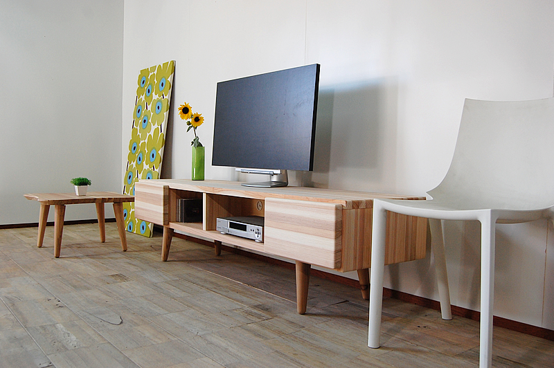 【撫でたくなる国産杉のすべすべキャビネット】NADEテレビボード 170 国産杉