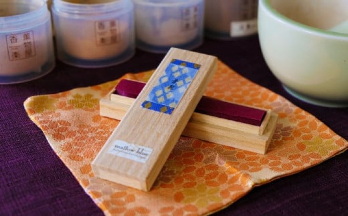 線香 沈香の香り 青龍 (せいりゅう) 香司の作る お線香 25本 雑貨 日用品