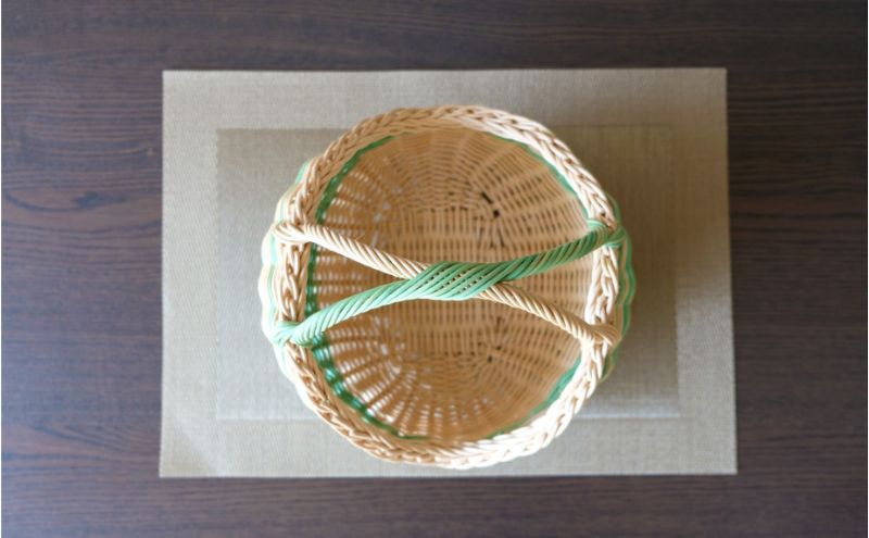 籐かご　エッグバスケ（白×緑）[カラーラタン彩都] 雑貨 日用品 福祉用品 