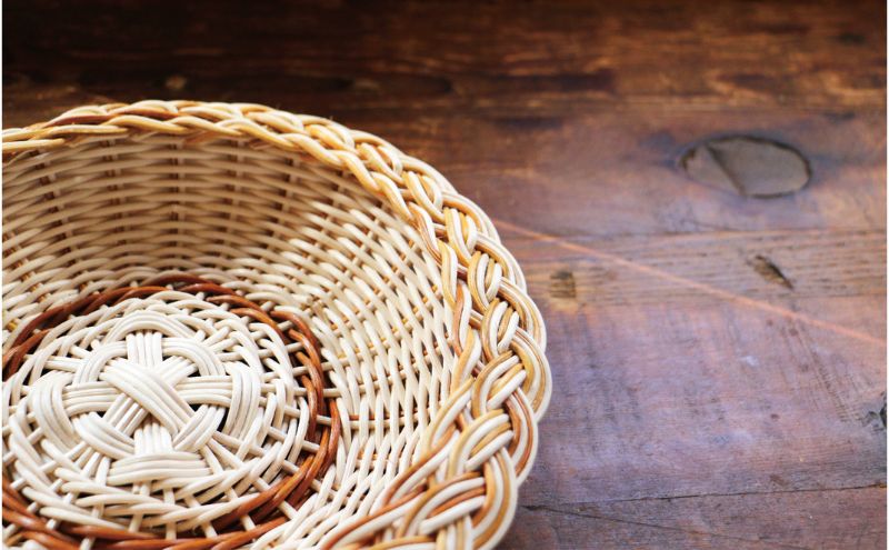 カラーラタン三つ編みプレート（小）オレンジ[カラーラタン彩都] 雑貨 日用品 福祉用品 