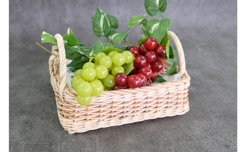 籐の角形手編みかご　手つき（中）[カラーラタン彩都] 雑貨 日用品 福祉用品