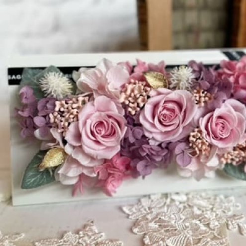 プリザーブドフラワー アレンジ ホワイトウッドフレーム Ｍサイズ ケース付 ピンク インテリア 花