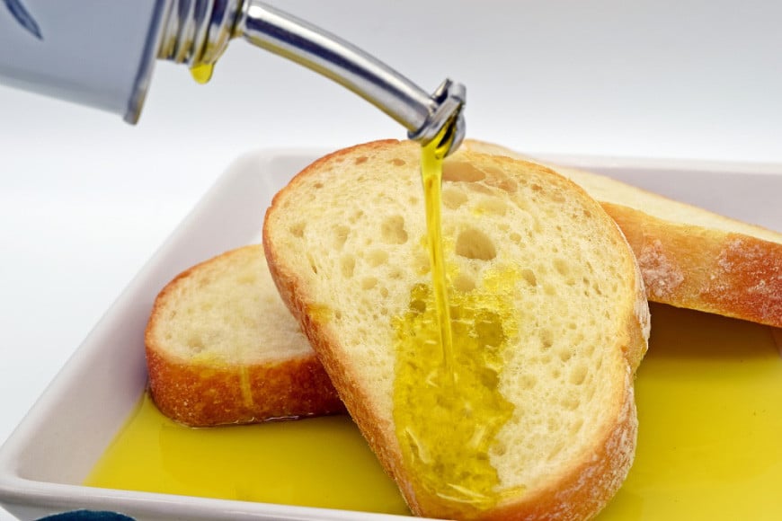 特選油 詰め合わせ 5本 セット 極上黒胡麻油 270g & えごま油 270g & KORONEIKIオリーブ油 137g  & 純米油 270g & 胡麻油弥四郎 270g 計5本 / 筑前たなか油屋 / 福岡県 筑紫野市 [21760405] 油 食用油 ごま油 胡麻油 ゴマ油 米油 こめ油 コメ油 オリーブオイル 食べ比べ