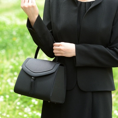 【博多織】タッセル付き・大き目サイズのフォーマルバッグ【1514795】