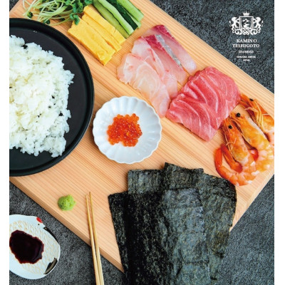 【チャック付!】厳選　福岡有明のり(焼のり)2切れ64枚(16枚×4袋)一番摘み限定　【1642558】