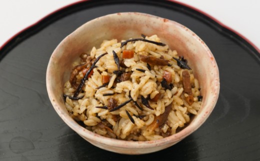 【道の駅むなかた】むなかた地島 天然ひじきご飯の素（6袋）_HA0773