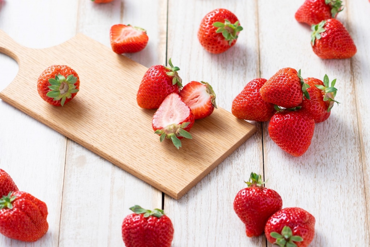 【2026年2月より順次発送】福岡産【春】あまおうDX(デラックス)4パック【南国フルーツ株式会社】_HA1908