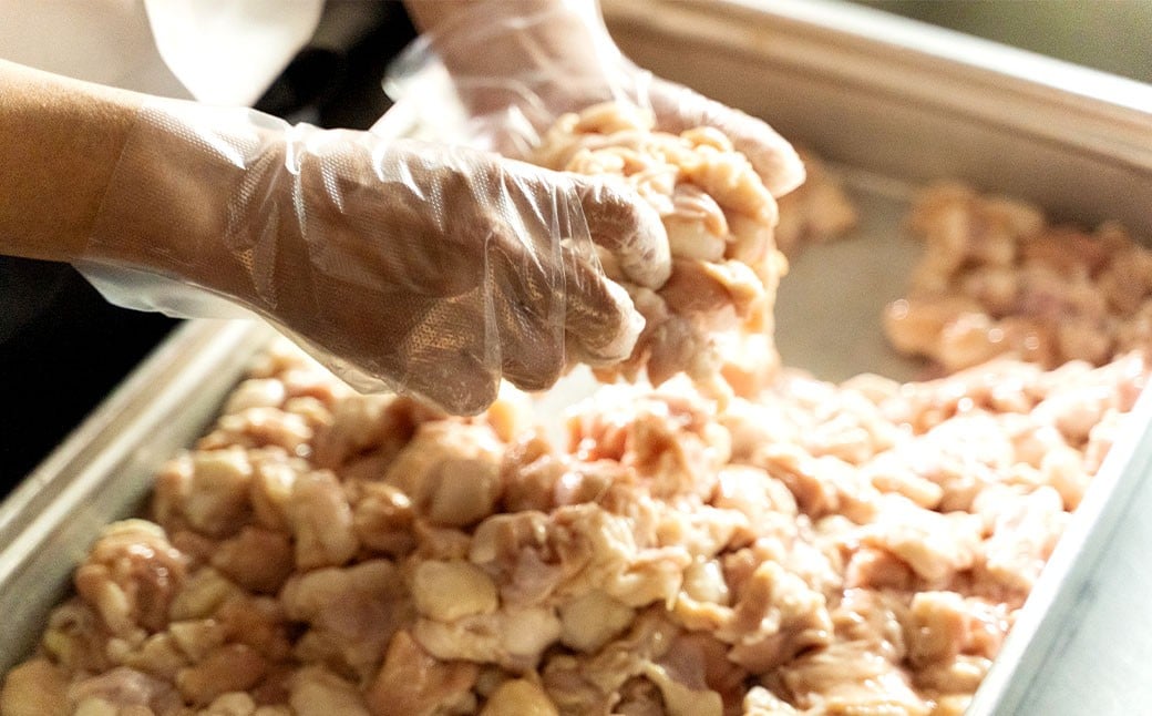 博多もつ鍋やま中 みそ味 3～4人前 （牛小腸 400g） ／ もつ鍋 モツ鍋 牛肉 もつ モツ ホルモン 牛小腸 お肉 肉 鍋 味噌 みそ 九州 福岡県 太宰府市 冷凍