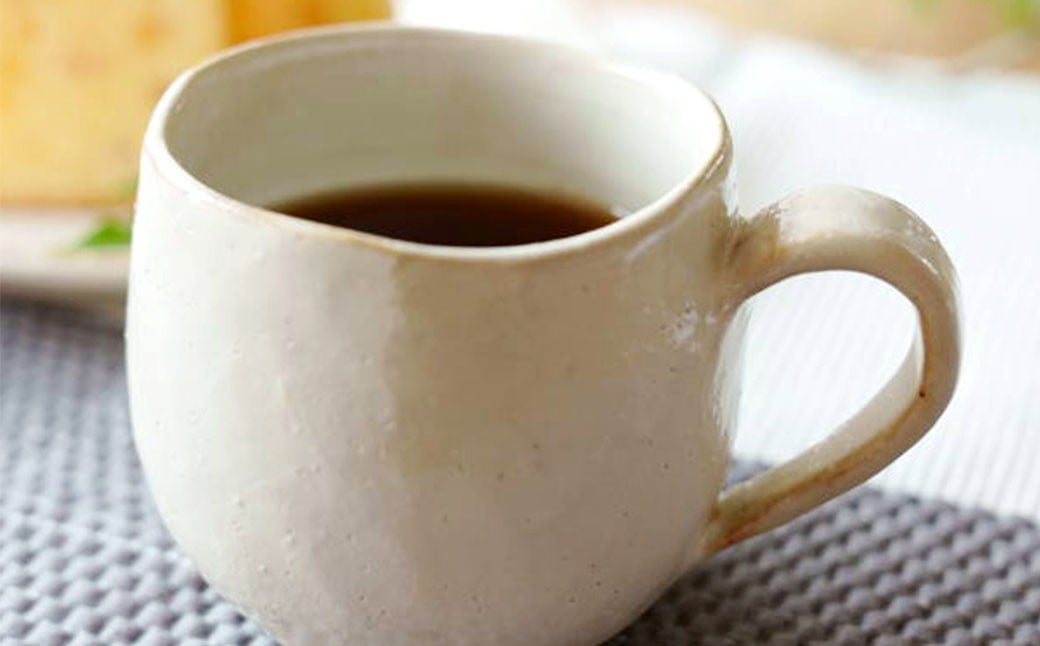 ほっこり優しいフォルムのコーヒーカップ 2個 ／ 食器 コーヒーカップ マグ カップ コップ 陶器 容器 手作り ペア