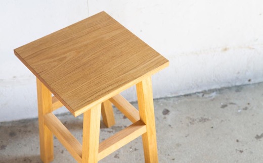 Design Labo i 木製スツール 「コーヒーテーブルとしても」 （オーク）