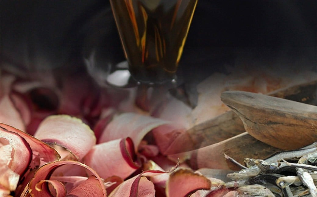 【博多鍋セット1】 一番人気の もつ鍋 2種 セット 「九州 醤油 もつ鍋」 と 「九州 味噌 もつ鍋」 4～6人前 国産牛もつ 計600g 博多もつ鍋 国産牛 もつなべ 鍋 鍋セット 牛 もつ モツ 小腸 牛ホルモン ちゃんぽん麺 醤油スープ 味噌スープ 福岡県 嘉麻市 冷凍