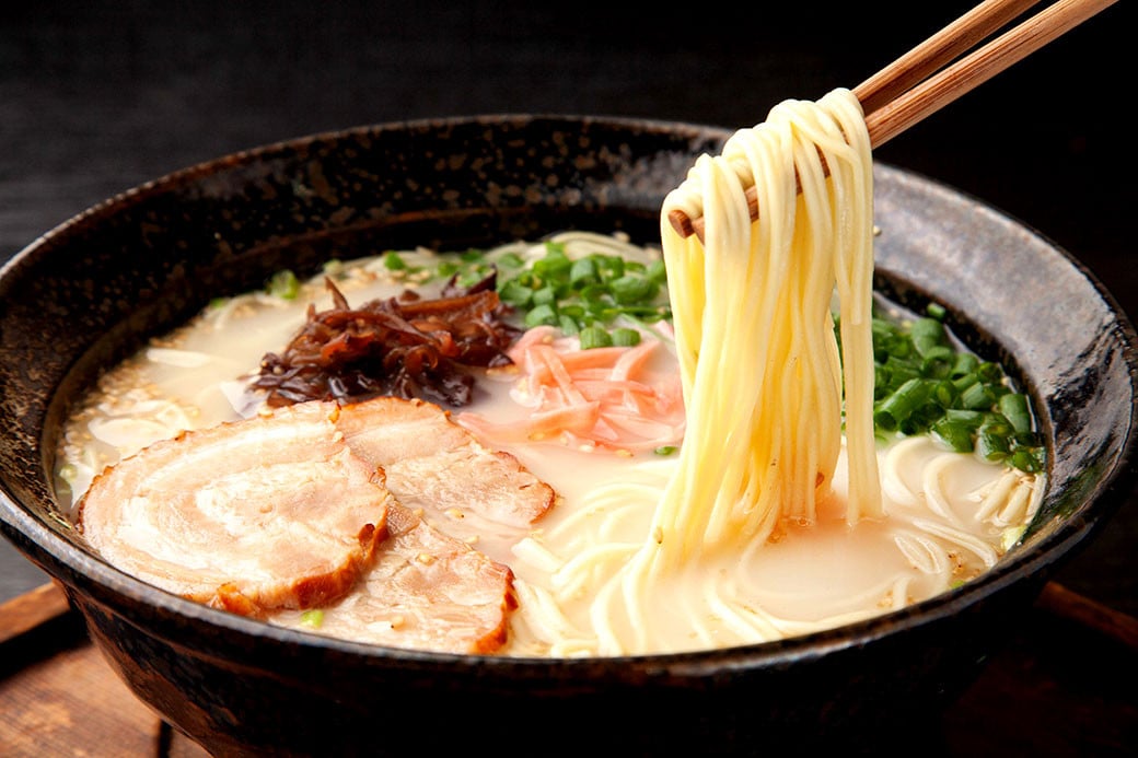 【豚骨ラーメン】博多長浜 ラーメン （2食×10袋）合計20食 シンショー 長浜ラーメン らーめん 即席麺 生麺 生ラーメン 豚骨 豚骨スープ 保存食 非常食 インスタントラーメン