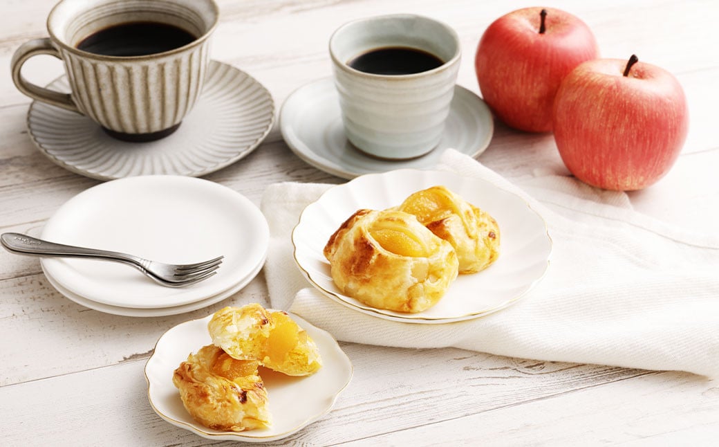 【6ヶ月定期便】おうちで焼きたてアップルパイ 64g×12個（12個入×各1箱） ／ アップルパイ お菓子 スイーツ 洋菓子 りんご