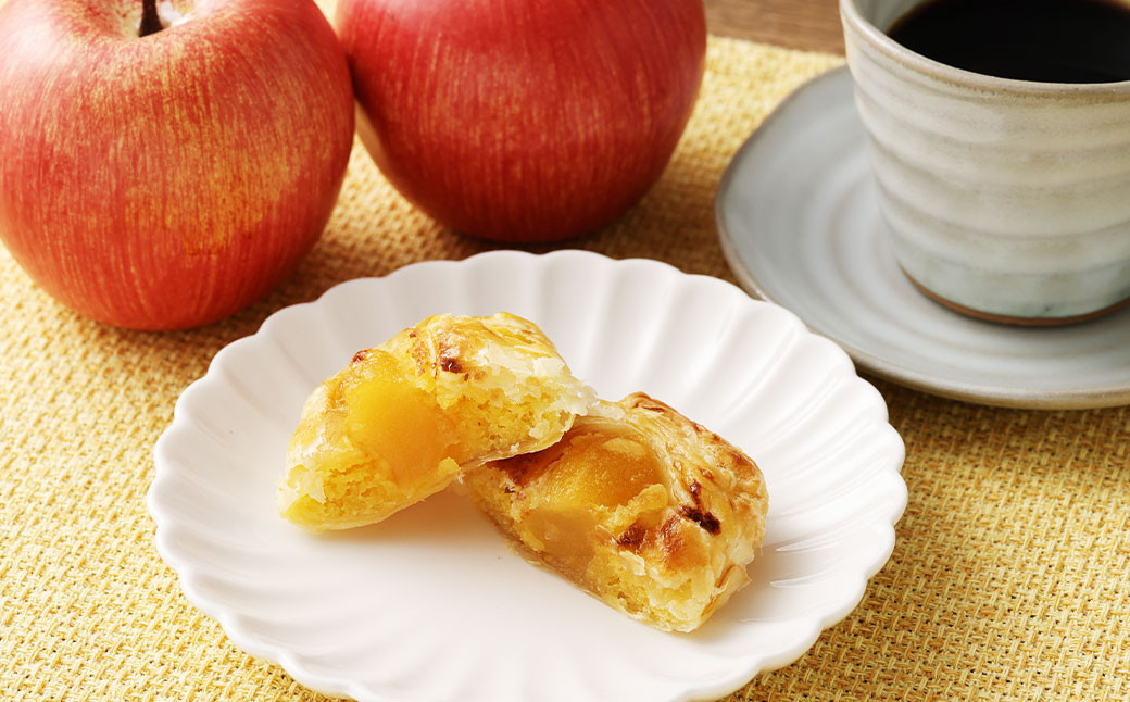 【6ヶ月定期便】おうちで焼きたてアップルパイ 64g×12個（12個入×各1箱） ／ アップルパイ お菓子 スイーツ 洋菓子 りんご