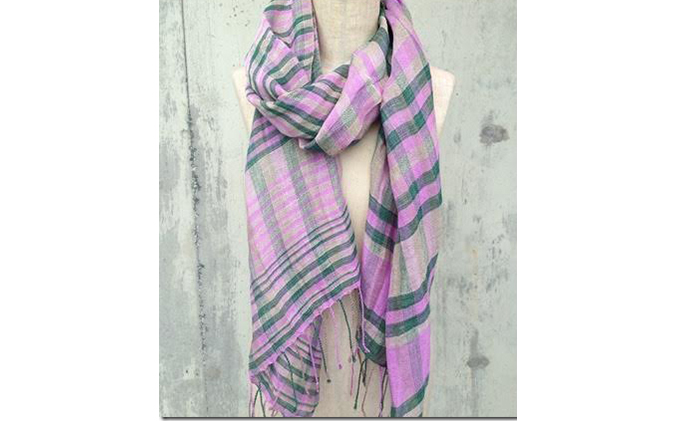 ito to iro 手染め・手織り仕上げ　「ストール」ラベンダーピンクベース・チェック ファッション小物