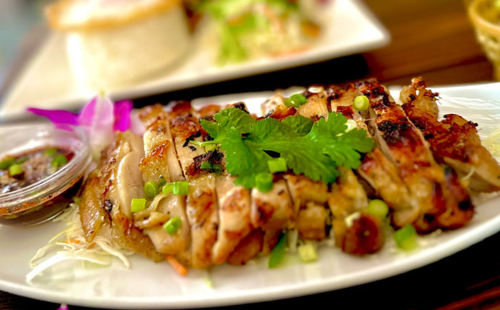 【全6回定期便】糸島グルメグランプリ受賞！タイ料理定番5種セット（ココナッツグリーンカレー・ココナッツレッドカレー・トムヤムクン・ガイヤーン・ガパオ） 糸島市 / ドゥワンチャン エスニック 辛口 [AIQ006]