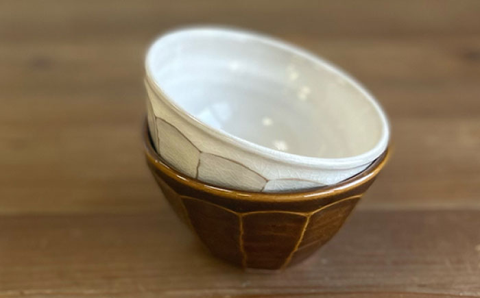 中鉢 面取り（丸）  糸島市 / 工房わらし（宮元 美希）【いとしまごころ】 [ATZ008] 鉢 陶器 シンプル 焼き物 ハンドメイド 普段使い 自宅用 食卓 食器 皿