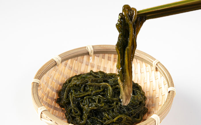 糸島産ふともずく（ソウメンノリ）100ｇ×4P　糸島市 / 糸島漁業協同組合芥屋支所 モズク 海藻 [AHR001]