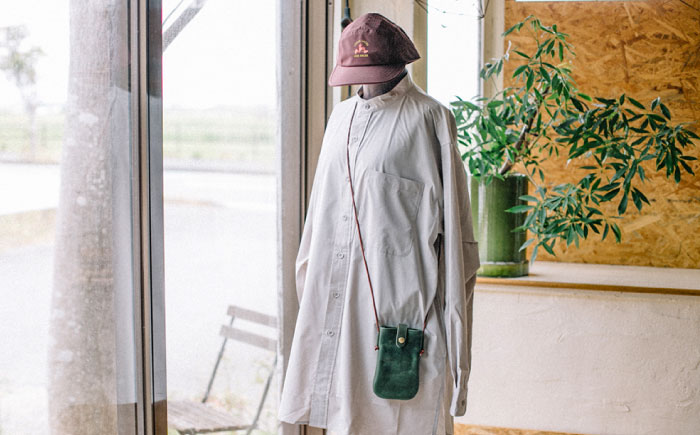 DURAM スマホポーチ 22013 糸島市 / Duram Factory クラフト ポーチ 革製品 [AJE073]