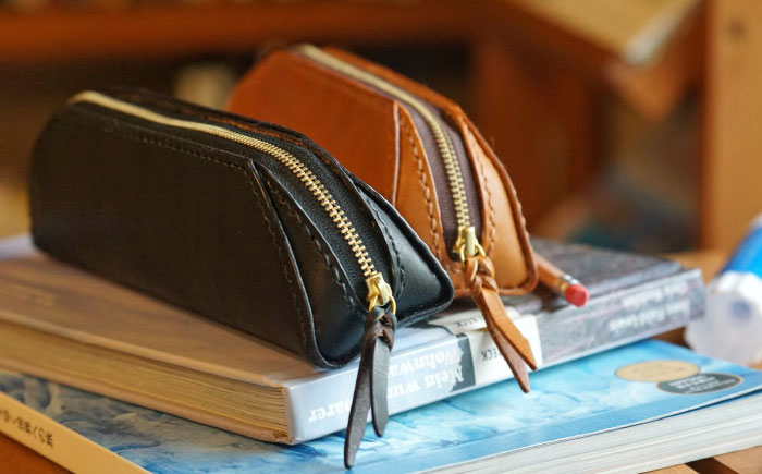 本革 手縫いのzipペンケース 本革 革小物 糸島市 / BLESS [AAA032]