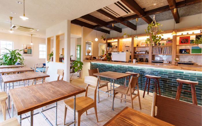 米粉 の バナナ ケーキ 糸島市 / round coffee お菓子 洋菓子 [AQQ009]