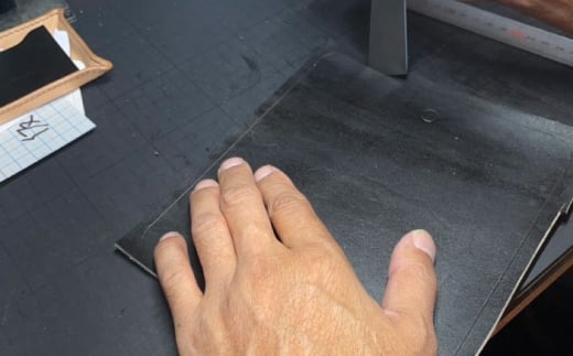 トラッカーウォレット＜レザー・ファクトリー・シンプル＞ 那珂川市 [GGH001]