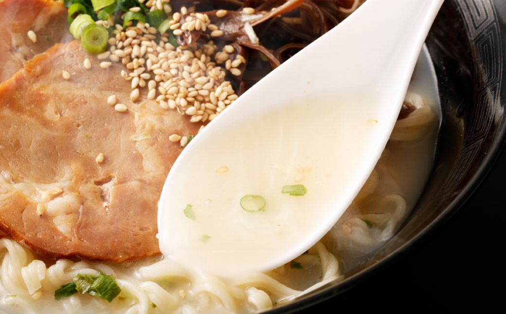 九州の味 豚骨ラーメン2種×10食セット（合計20食）（うまかっちゃん10食・屋台ラーメン10食） 岡垣町 ラーメン 麺類