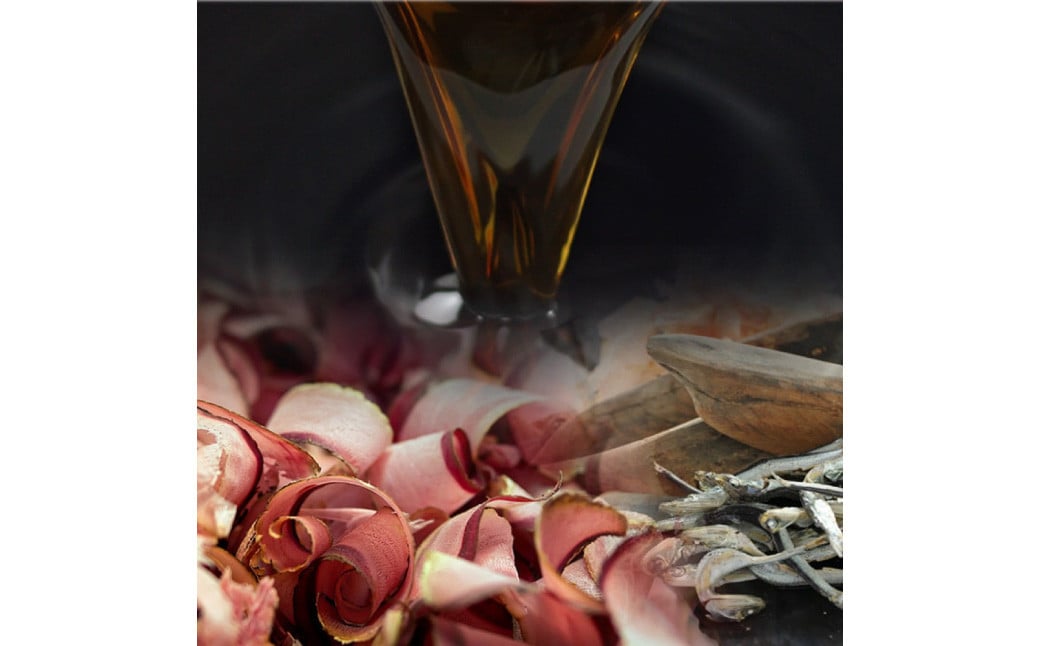 【博多鍋セット1】一番人気の もつ鍋 2種 セット 「九州醤油もつ鍋」と「九州味噌もつ鍋」計4～6人前 国産 モツ 醤油 味噌 牛 ホルモン