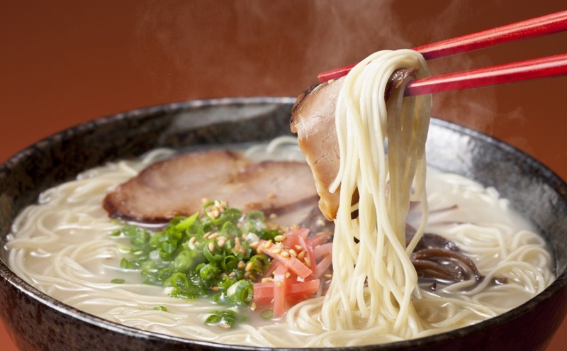 博多とんこつラーメン 8食分！4種類の博多豚骨スープ付き ラーメン