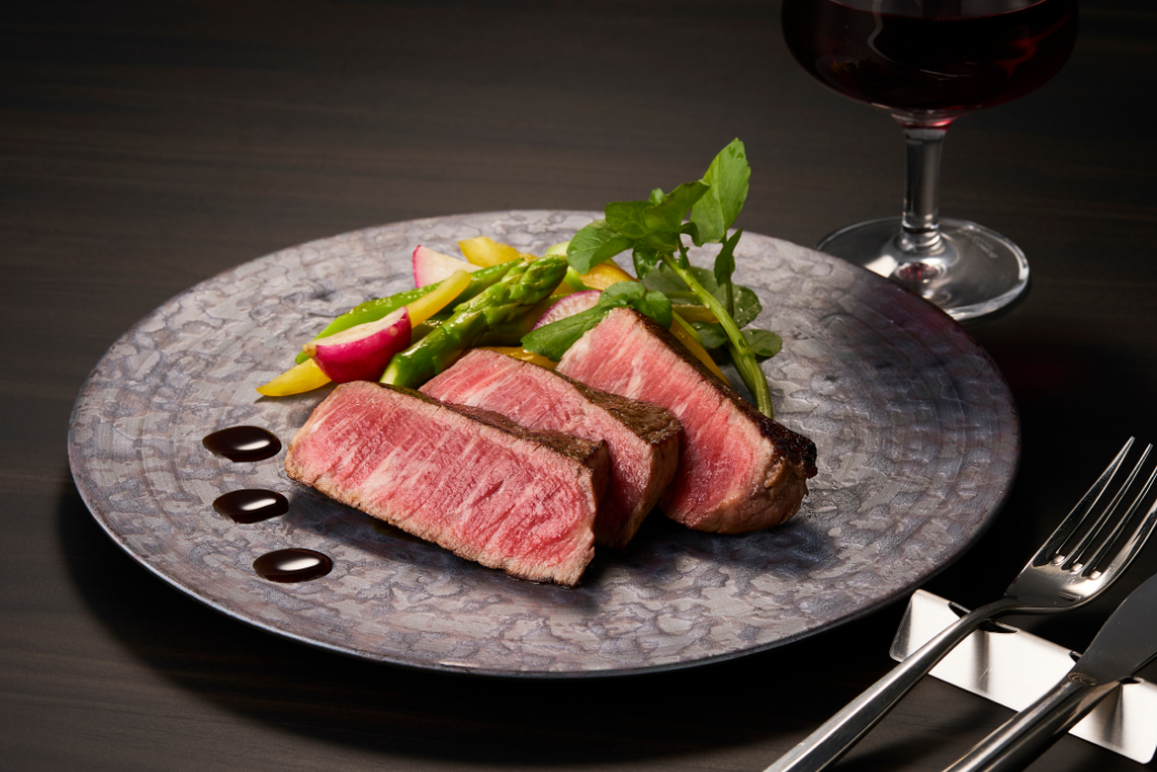 佐賀牛シャトーブリアン・佐賀牛フィレ 約2.4kg：C300-028