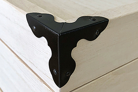 桐たんす 移動も楽々キャスター付の着物収納 桐箱浅深4段：B850-008