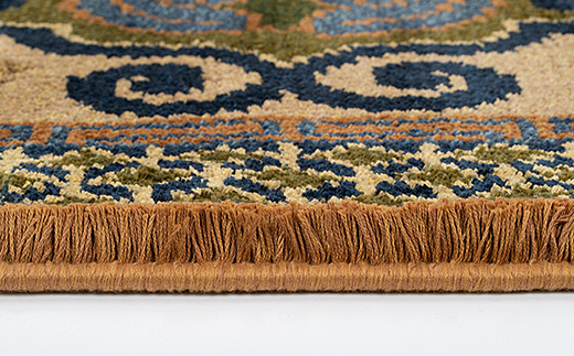 鍋島緞通[手織] 蟹牡丹文縁七宝 黄唐茶地：D253-005