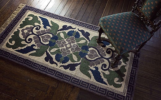 鍋島緞通[手織] 蟹牡丹縁二重雷文 灰地：D253-001