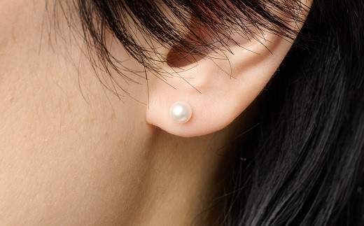 艶々ベビー！5mmアコヤ真珠直付けピアス：B425-007