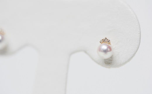 可愛いティアラ煌くアコヤパールピアス：C214-003