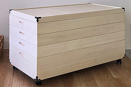 桐たんす 移動も楽々キャスター付きの着物収納 桐箱4段：B750-005