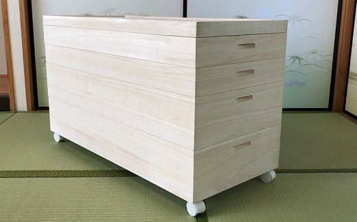 桐たんす 総桐収納 浅深4段キャスター付 KR-4DCM：B750-001