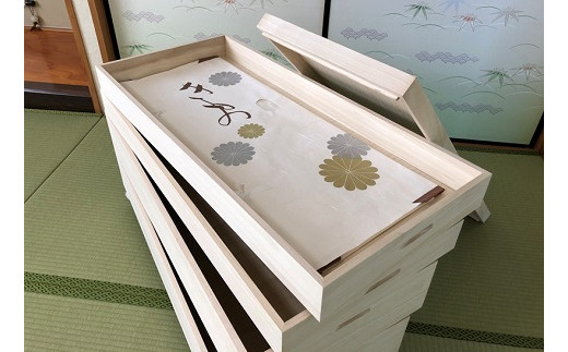 桐たんす 総桐着物収納4段キャスター付 KR-4CM：B690-002