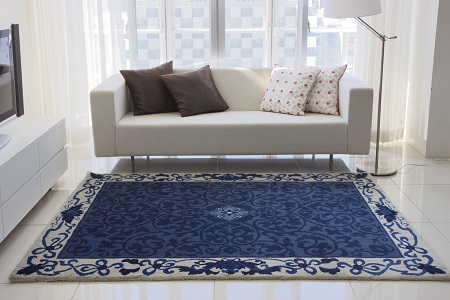 鍋島緞通 [手刺繍] 花唐草唐花文 浅縹地：D255-003