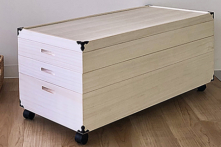 桐たんす 移動も楽々キャスター付きの着物収納 桐箱3段：B650-001