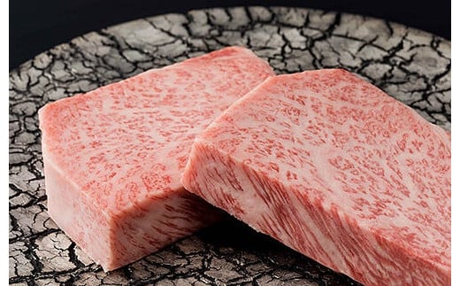 【定期便12回】超贅沢 毎月佐賀牛：D201-001