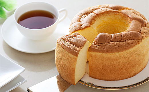 佐賀産100％さがびより使用のお米のシフォンケーキ：B120-024