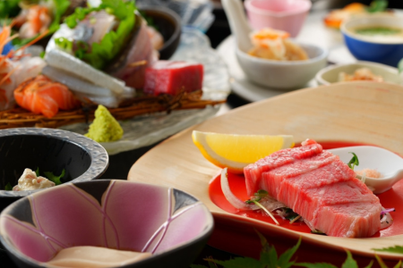 古湯・熊の川温泉 清川 ペア宿泊券 地場産品付き 温泉旅館 1泊2食 古湯温泉 離れ 最上級の客室 半露天風呂 テラス付き 人気：C334-001