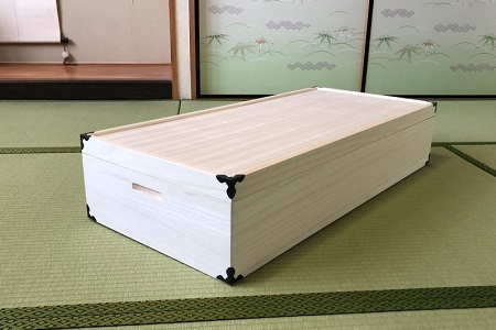 桐たんす 着物収納の定番 総桐衣装ケース1段：B545-002