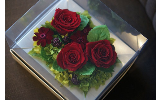 プリザーブドフラワーBOX M：B230-008