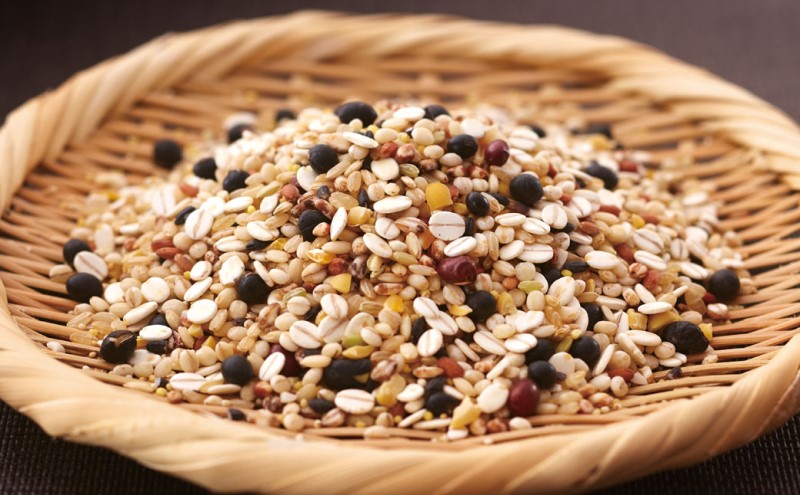 定期便 6ヶ月 雑穀 雑穀米 十八雑穀 25g×12包×2袋 すべて日本産 個包装