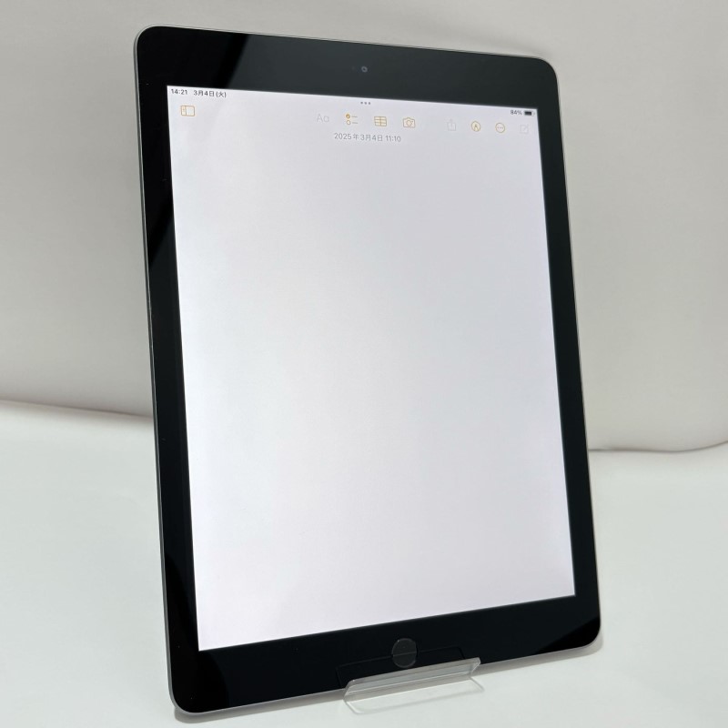 iPad 第6äžä»£ 32GB Wi-Fiã¢ãã« ã¹ããŒã¹ã°ã¬ãŒ äžå€ ã¢ã€ããã Bã©ã³ã¯å