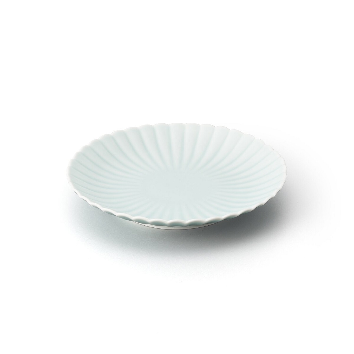 【伊万里焼】モイスト 菊割6寸皿 028-H1160