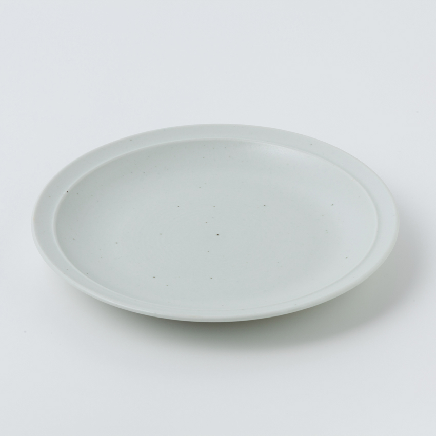 伊万里陶苑　白マット18cm皿（縁付） H974